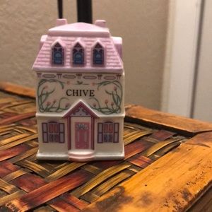 1989 Lenox Spice Village Fine Porcelain Jar Chive